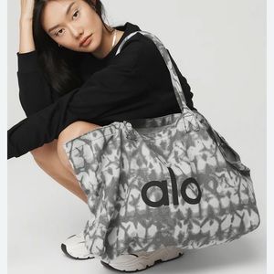 Alo Yoga Grey Tie Dye Logo Tote Brand New With Tags